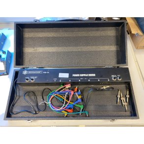 (BRUGT) Monacor PSB-06 Strmforsyningskuffert til Guitarpedaler